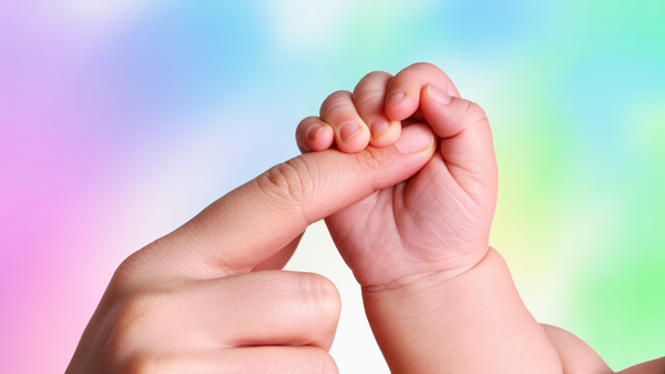 De la plutire la pământ: Cum construim fundația echilibrului în primele trei luni